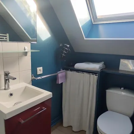Au 2e Etage De Notre Maison De Vendégház