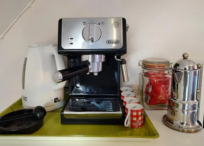 Au 2e Etage De Notre Maison De בית הארחה קאין